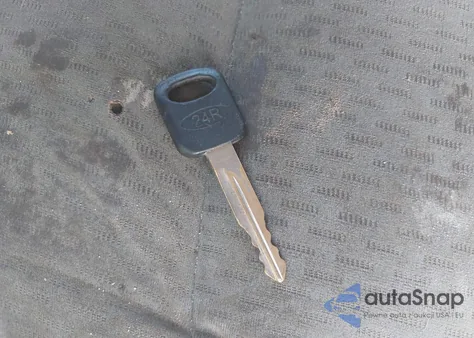 2010 Ford E-350 Super Duty Xlt from USA, damaged, VIN 1FBNE3BL3ADA08656